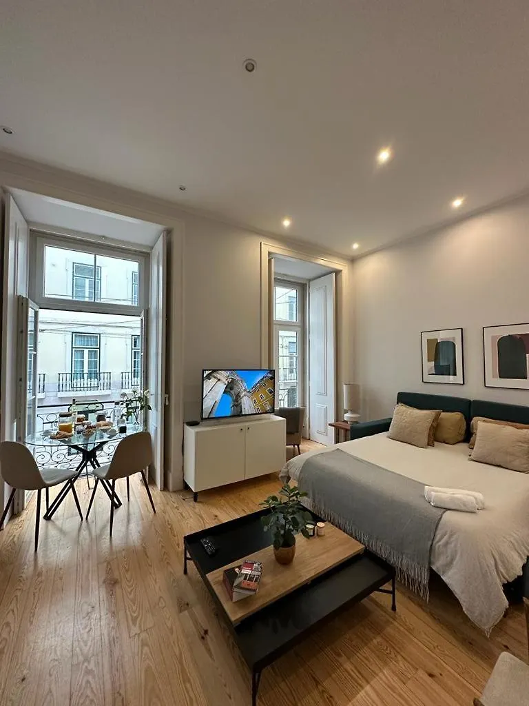 Homestay Quarto Com Varanda Centro De Lisboa Portugal